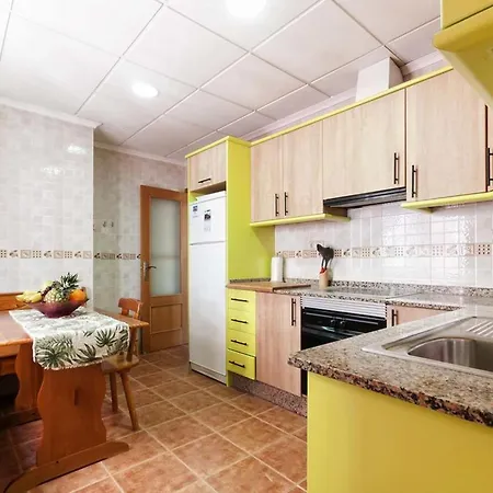 3 Bedrooms With Wifi At 1 Km Away From The Torrevieja
